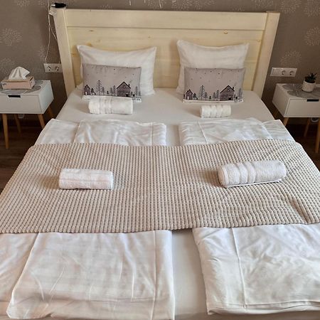 Apartament Safit-Mandala Mosonmagyaróvár Zewnętrze zdjęcie