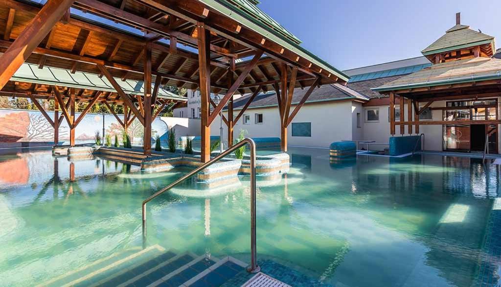 Apartament Safit-Mandala Mosonmagyaróvár Zewnętrze zdjęcie